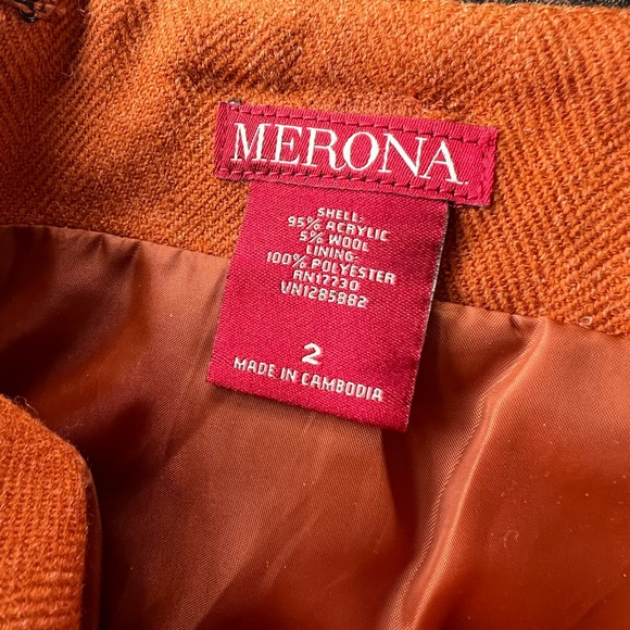 π‘πͺπ’π§ ααδΈ
α΄ Never Worn Merona Skirt - Picture 2 of 5